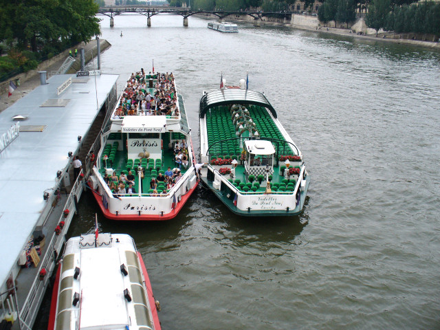 Les Vedettes du Pont-Neuf