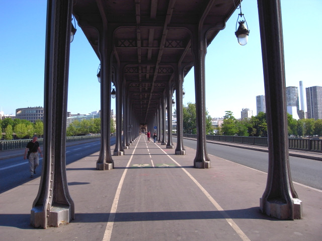 Le Pont de Bir-Hakeim