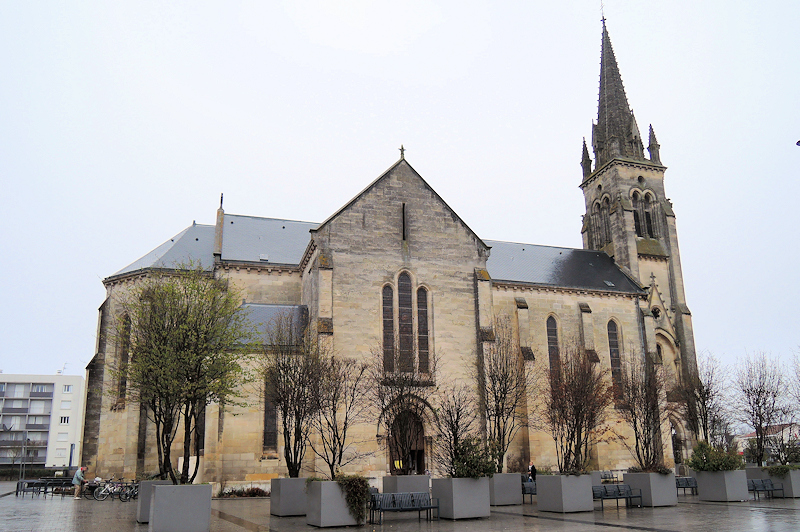 Bordeaux / Eglise Saint-Vincent de Mérignac