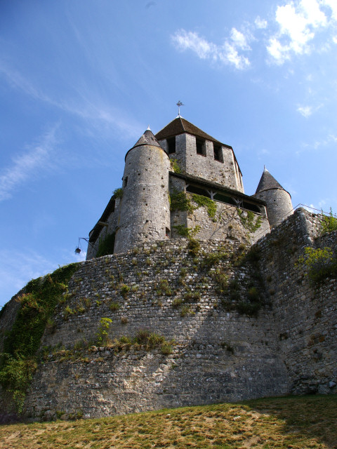 Provins