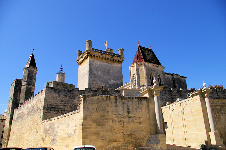 Uzès