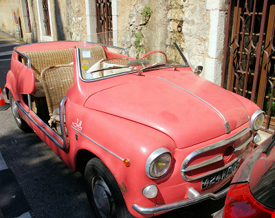 Voiture Jolly